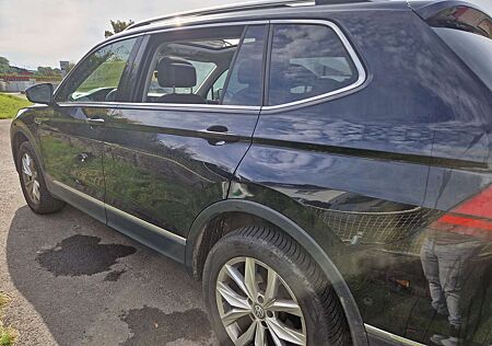 VW Tiguan Allspace Volkswagen 2.0 TDI SCR 4Motion DSG Highline