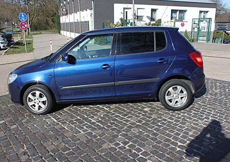Skoda Fabia Ambiente/Alu/Klima/Tüv bis 03-2028.