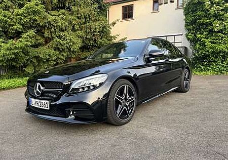 Mercedes-Benz C 200 d 9G-TRONIC AMG Line