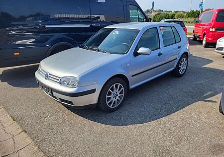 VW Golf Volkswagen IV 1.6 FSI Special, Tüv Neu