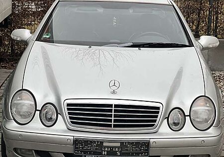 Mercedes-Benz CLK 230 Coupe Kompressor Elegance