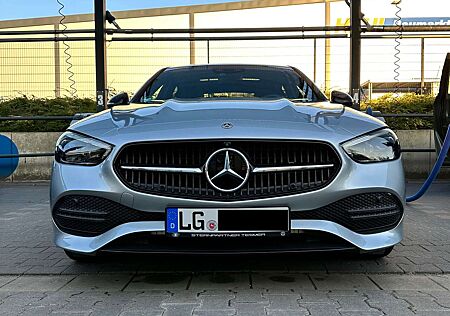 Mercedes-Benz C 300 E Business-Pano-HighEnd-FahrAss-AdvLgh-AdvPark-AMG