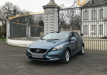 Volvo V40 Kinetic Panoramadach Navi