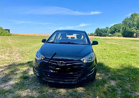 Hyundai i20 1.2 Fifa World Cup Edition