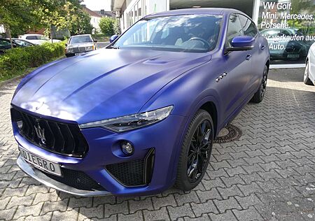 Maserati Levante Trofeo * extrem gepflegt