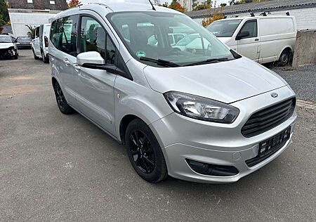 Ford Tourneo Courier Trend/Zahnrimen Neu