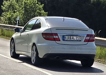 Mercedes-Benz CLC 200 Kompressor AMG Optik Pano TÜV 18 Zoll