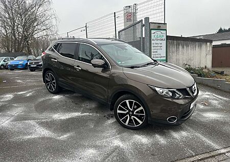 Nissan Qashqai 1.Hand /360°/Pano/Leder/LED/Keyless-Go