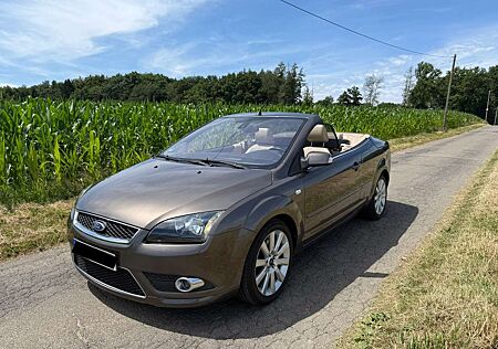 Ford Focus CC Titanium