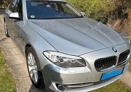 BMW 528i 528 Aut.