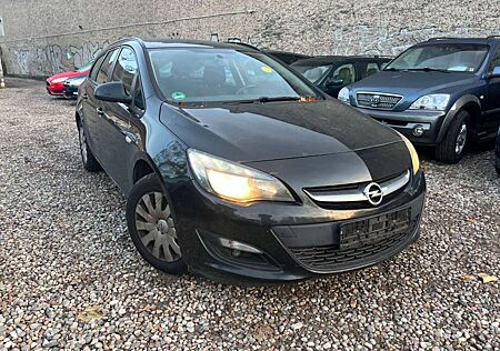 Opel Astra J Sports Tourer Edition