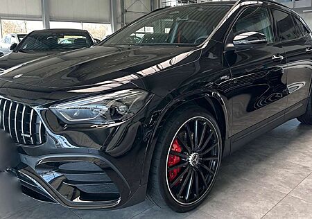 Mercedes-Benz GLA 35 AMG GLA 4Matic Speedshift DCT 8G Line Advanced Plus