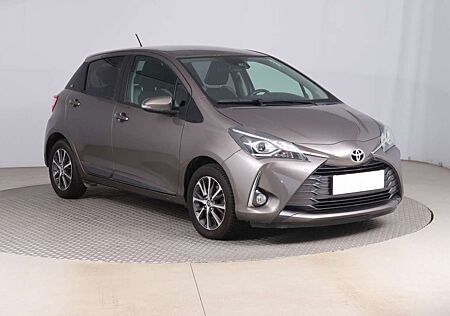 Toyota Yaris 1.5 Comfort Facelift Fernlichtass. Kam.