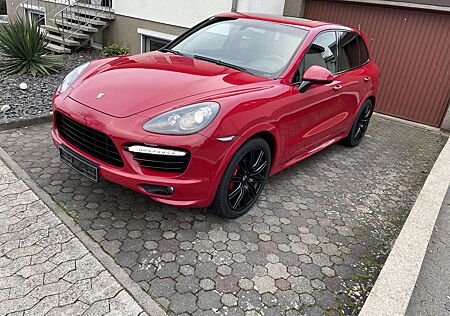 Porsche Cayenne GTS aus 2. HAND mit 23 Zoll