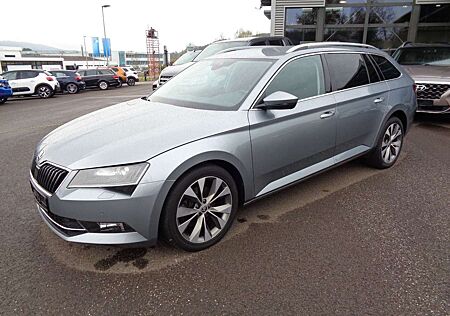 Skoda Superb Combi Style 4x4,Automatik,Xenon,Navi.