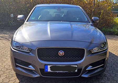 Jaguar XE E-Performance Aut. R-Sport. kamera