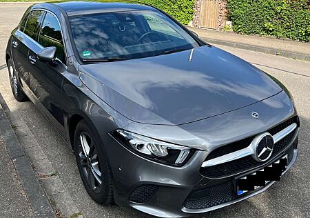 Mercedes-Benz A 220 7G-DCT Progressive