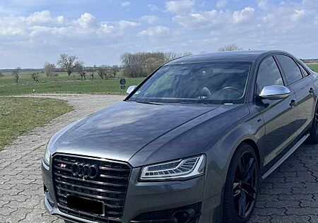 Audi S8 4,0 TFSI