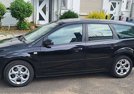 Ford Focus Turnier 1.6 16V