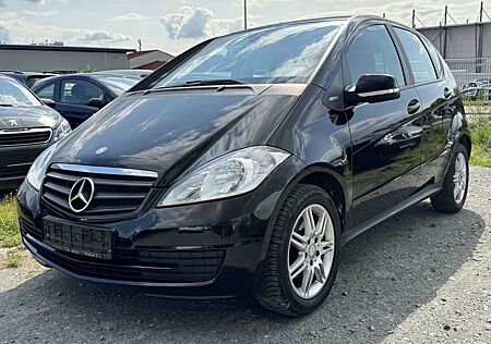 Mercedes-Benz A 160 KLIMA TÜV 03-2026 ALLWETTER CD-RADIO EURO-5 ZV