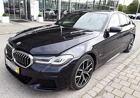 BMW 545 e xDRIVE LIMOUSINE M SPORT/LASER/ACC/HuD/eGSD