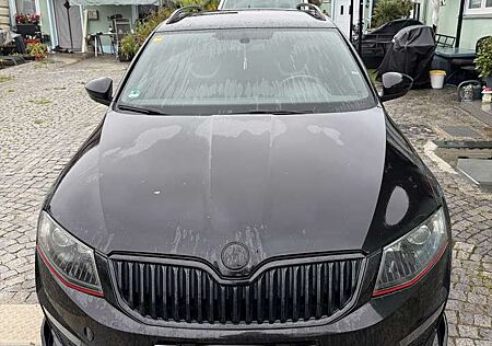 Skoda Octavia Combi 2.0 TDI (Green tec) RS