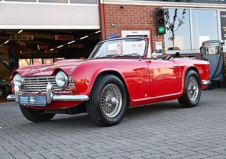 Triumph TR4 *OVERDRIVE*TRAUM OPTIK*TOLLER ZUSTAND*