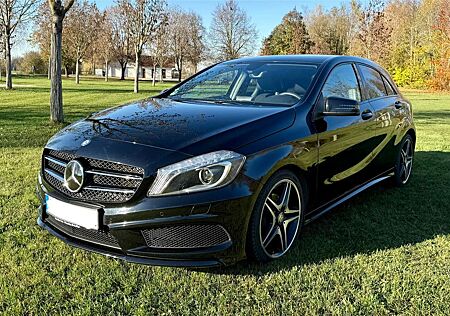 Mercedes-Benz A 180 BlueEfficiency AMG Sport Night PDC vo/hi