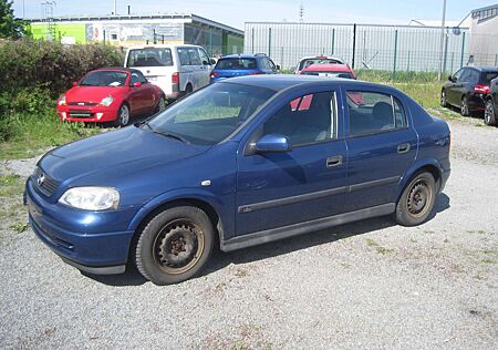 Opel Astra 1.6 Selection