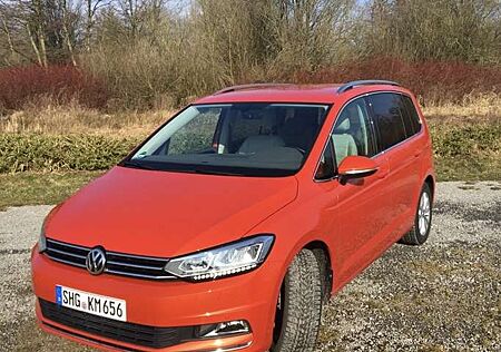 VW Touran Volkswagen Highline BMT/Start-Stopp