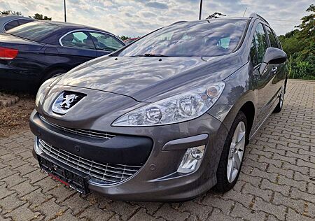 Peugeot 308 Sport Plus 7 Sitze