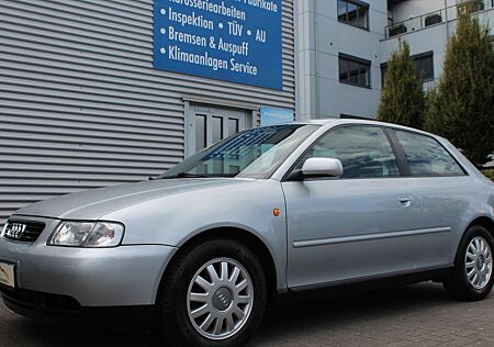 Audi A3 1.6 Ambition, Automatik,nur 64.400km, Neuwertig