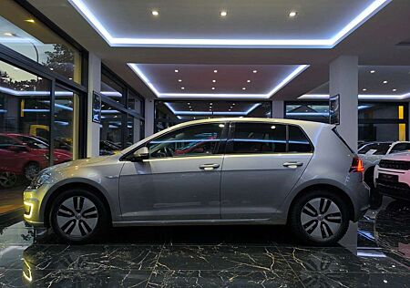 VW Golf Volkswagen VII Lim. e- NAVI PDC SHZ