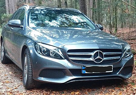 Mercedes-Benz C 180 T 9G-TRONICAvantgarde