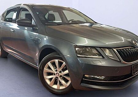 Skoda Octavia Style 1.Hand Teilleder LED ACC WLAN Kamera Alu