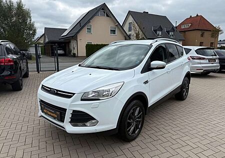 Ford Kuga Trend 1.5 EcoBoost-AHK-LM17-PDC-1 Hand