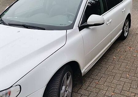 Volvo V70 V70 D4 AWD Geartronic Linje Svart