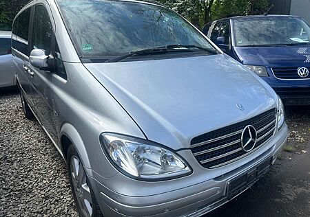Mercedes-Benz Viano 3.0 CDI Activity lang AUTOMATIK NAVI ALU 6 SITZ