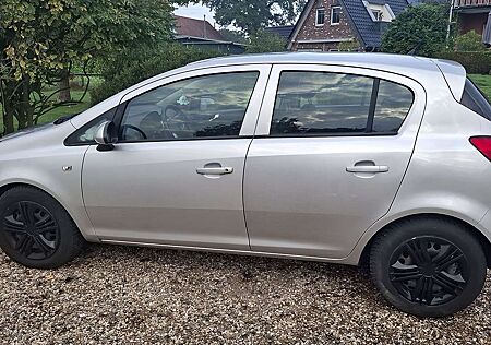 Opel Corsa 80 PS, 2 Jahre TÜV, technisch einwandfrei