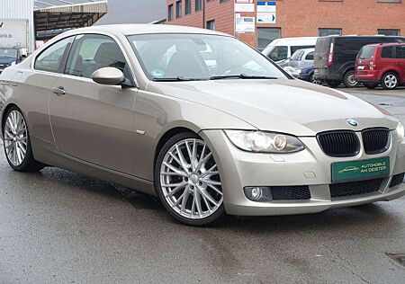 BMW 330 Coupe Ci*XENON*LEDER*SHZ*M-TECHNIK-SPORT*19"