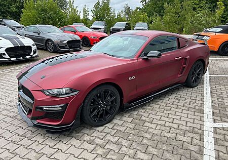Ford Mustang GT Schalter Einzelstück Rot matt lackiert