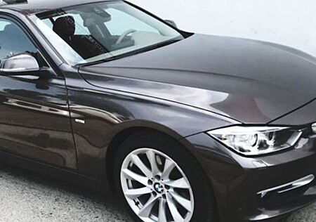 BMW 328i 328 Aut. Modern Line, Head Up, Sportgetriebe,
