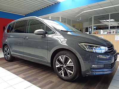 Volkswagen Touran 2.0 TDI DSG Highline.Navi.LED.el.AHK.ACC