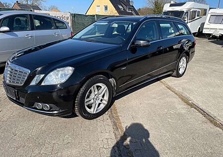 Mercedes-Benz E 200 CGI BlueEfficiency T-Modell Automatik