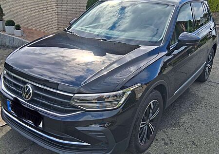 VW Tiguan Volkswagen 1.5 TSI DSG United