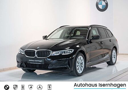 BMW 330 e Kamera LED DAB Panorama Parkassistenzsystem