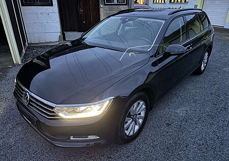 VW Passat Variant Volkswagen Trendline BMT NAVI