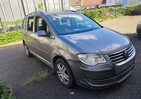 VW Touran Volkswagen 2.0 TDI Trendline
