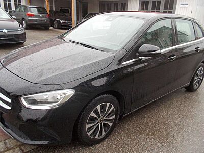 Mercedes-Benz B 180 AHK/Kamera/Navi