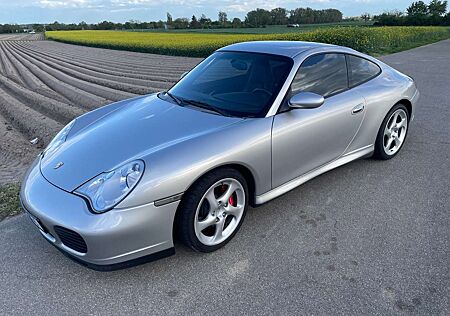 Porsche 996 911 Carrera 4S